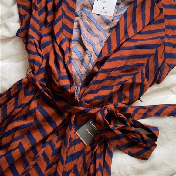 Dress - Picture 7 of 12